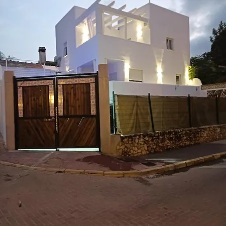 Nueva Casa Alhamar 别墅 *