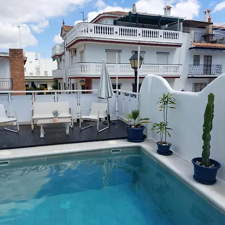 Nueva Casa Alhamar * 蓬塔翁布里亚
